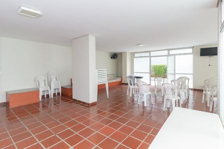 Apartamento para alugar com 44m², 1 quarto e 1 vaga Apartamento para alugar com 44m², 1 quarto e 1 vagaÁrea comum - Salão de festas