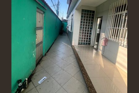 Casa para alugar com 100m², 3 quartos e 2 vagas Casa para alugar com 100m², 3 quartos e 2 vagasÁrea externa