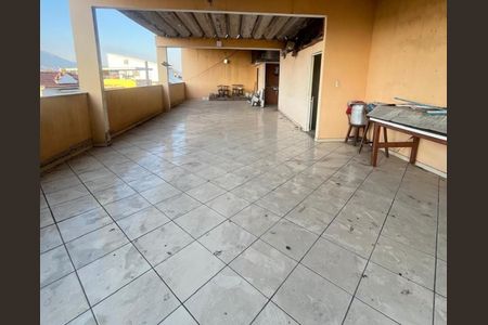 Casa para alugar com 100m², 3 quartos e 2 vagas