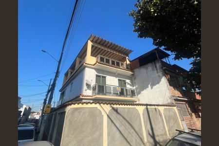 Fachada de casa para alugar com 3 quartos, 100m² em Osvaldo Cruz, Rio de Janeiro