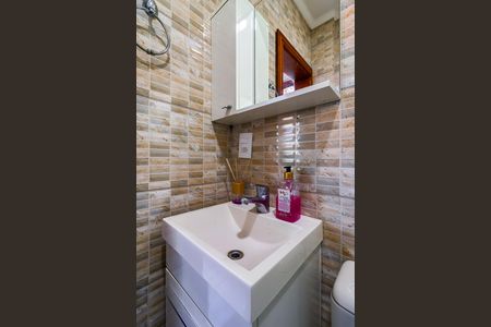 Casa de condomínio para alugar com 125m², 2 quartos e 2 vagas