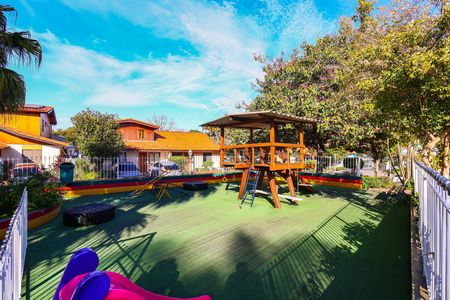 Casa de Condomínio para alugar com 2 quartos, 125m² em Jardim Santa Efigenia, São Paulo