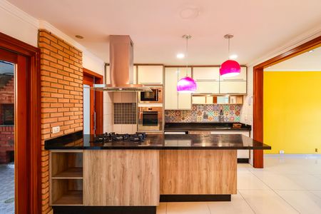 Casa de condomínio para alugar com 125m², 2 quartos e 2 vagas