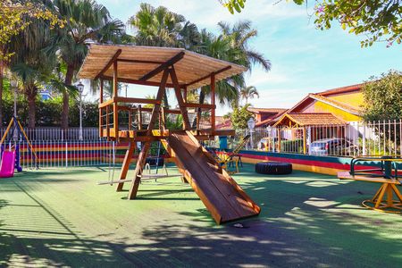 Casa de condomínio para alugar com 125m², 2 quartos e 2 vagas