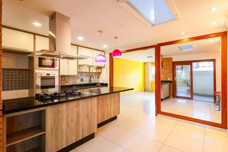 Casa de condomínio para alugar com 125m², 2 quartos e 2 vagas