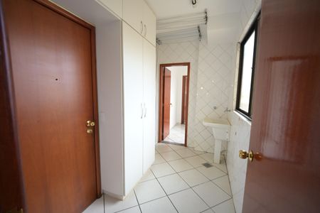 Apartamento à venda com 6 quartos, 171m² em Setor Bela Vista, Goiânia