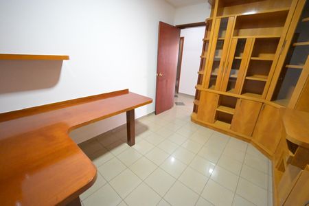 Apartamento à venda com 171m², 6 quartos e 2 vagas