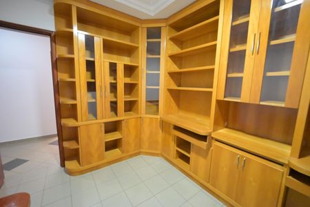 Apartamento à venda com 171m², 6 quartos e 2 vagas