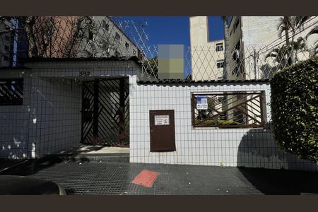 Apartamento para alugar com 56m², 2 quartos e 1 vaga Apartamento para alugar com 56m², 2 quartos e 1 vagaFachada+Placa