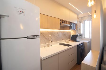 Apartamento à venda com 39m², 2 quartos e 1 vaga Apartamento à venda com 39m², 2 quartos e 1 vagaCozinha e Área de Serviço