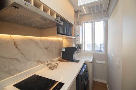 Apartamento à venda com 39m², 2 quartos e 1 vaga Apartamento à venda com 39m², 2 quartos e 1 vagaCozinha e Área de Serviço