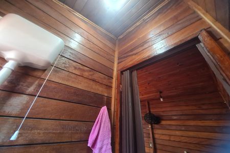 Casa para alugar com 180m², 2 quartos e 1 vaga Casa para alugar com 180m², 2 quartos e 1 vagaBanheiro