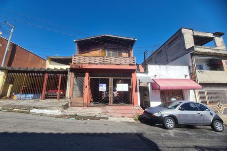 Fachada de casa para alugar com 2 quartos, 180m² em Parque Santo Eduardo, São Paulo