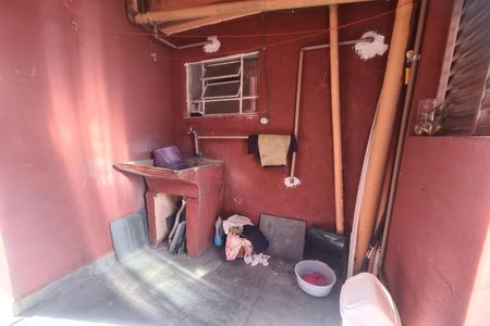 Casa para alugar com 180m², 2 quartos e 1 vaga Casa para alugar com 180m², 2 quartos e 1 vagaÁrea de Serviço