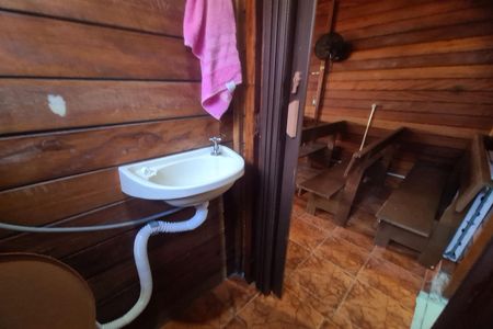 Casa para alugar com 180m², 2 quartos e 1 vaga Casa para alugar com 180m², 2 quartos e 1 vagaBanheiro