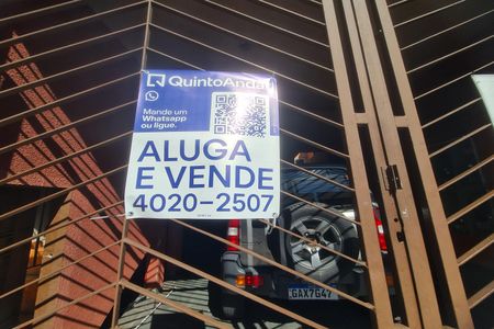 plaquinha de casa para alugar com 2 quartos, 180m² em Parque Santo Eduardo, São Paulo