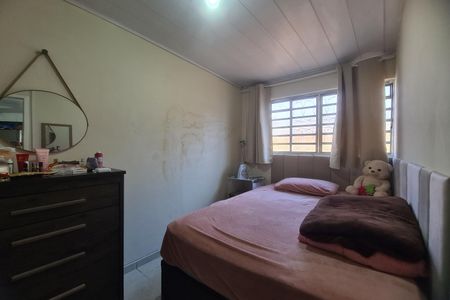 Quarto 1 de casa para alugar com 2 quartos, 180m² em Parque Santo Eduardo, São Paulo