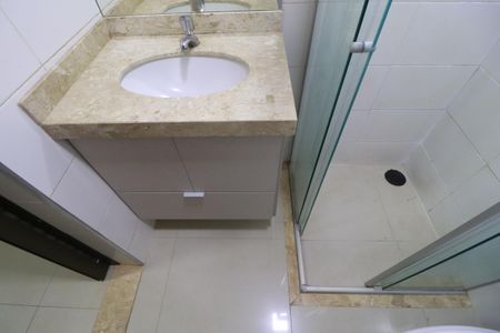Apartamento para alugar com 105m², 3 quartos e 2 vagasBanheiro suite 2/social