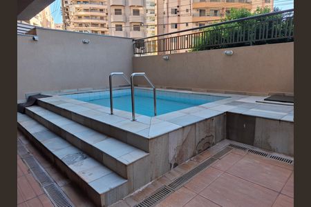 Apartamento para alugar com 105m², 3 quartos e 2 vagas Apartamento para alugar com 105m², 3 quartos e 2 vagasPiscina