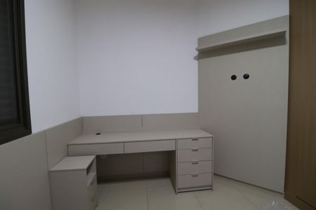 Apartamento para alugar com 105m², 3 quartos e 2 vagasSuite 2