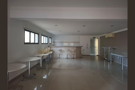 Apartamento para alugar com 105m², 3 quartos e 2 vagas Apartamento para alugar com 105m², 3 quartos e 2 vagasSalão de festas