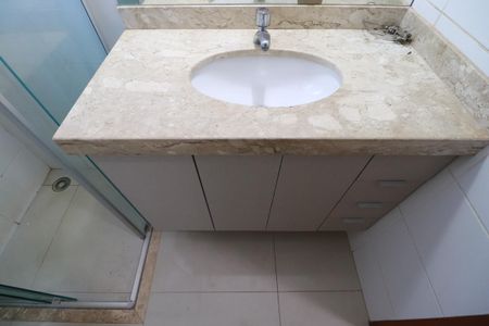Apartamento para alugar com 105m², 3 quartos e 2 vagasBanheiro suite 1