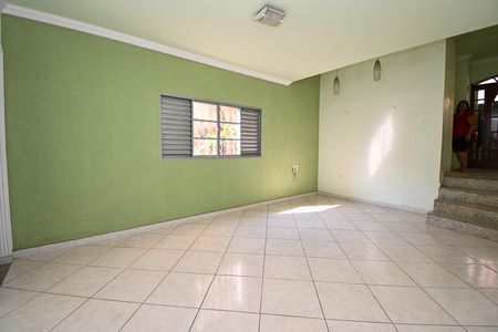 Casa para alugar com 160m², 3 quartos e 1 vagaCopa