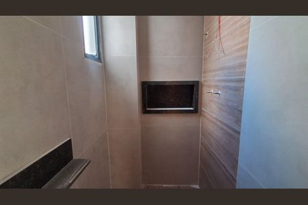 Apartamento à venda com 54m², 2 quartos e 2 vagas Apartamento à venda com 54m², 2 quartos e 2 vagasBanheiro Social