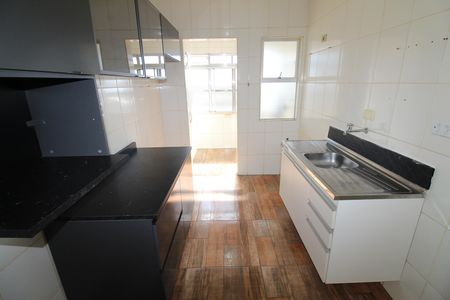 Cozinha de apartamento para alugar com 2 quartos, 60m² em Jardim Matarazzo, São José dos Campos