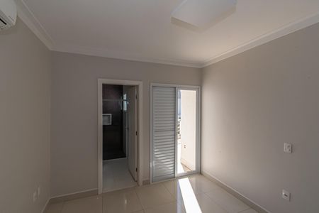 Casa de condomínio para alugar com 183m², 3 quartos e 4 vagas Casa de condomínio para alugar com 183m², 3 quartos e 4 vagasSuite 2