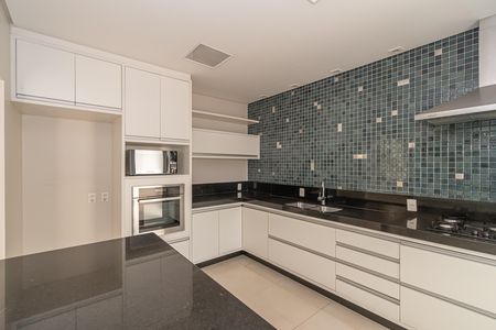 Casa de condomínio para alugar com 183m², 3 quartos e 4 vagas Casa de condomínio para alugar com 183m², 3 quartos e 4 vagasCozinha