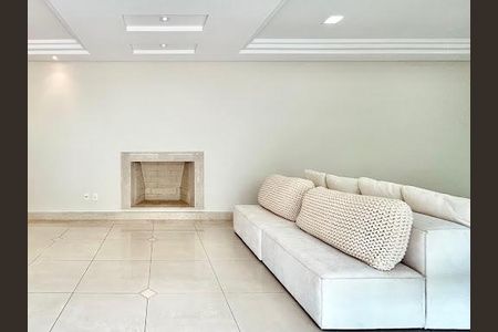 Casa à venda com 4 quartos, 448m² em Anhangabaú, Jundiaí