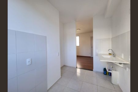 Cozinha de apartamento para alugar com 2 quartos, 48m² em Tijuca, Contagem