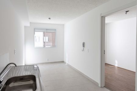 Apartamento para alugar com 1 quarto, 26m² em Parque Industrial Tomas Edson, São Paulo
