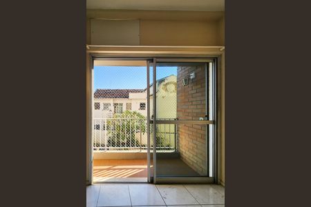 Apartamento à venda com 121m², 2 quartos e 1 vaga Apartamento à venda com 121m², 2 quartos e 1 vagaVaranda