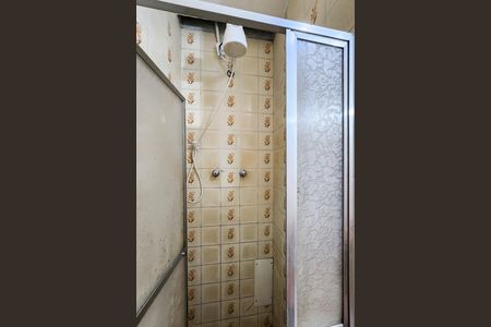 Apartamento à venda com 121m², 2 quartos e 1 vaga Apartamento à venda com 121m², 2 quartos e 1 vagaBanheiro