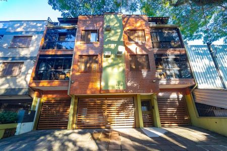 Apartamento para alugar com 140m², 3 quartos e 1 vaga Apartamento para alugar com 140m², 3 quartos e 1 vagaFachada