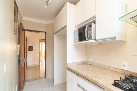 Cozinha de apartamento para alugar com 3 quartos, 140m² em Petrópolis, Porto Alegre