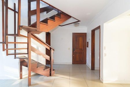 Apartamento para alugar com 140m², 3 quartos e 1 vaga Apartamento para alugar com 140m², 3 quartos e 1 vagaSala
