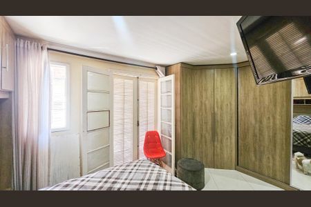 Casa à venda com 120m², 3 quartos e 2 vagas Casa à venda com 120m², 3 quartos e 2 vagasSuíte