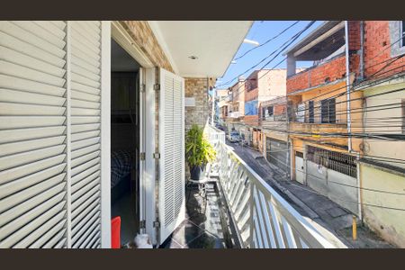 Casa à venda com 120m², 3 quartos e 2 vagas Casa à venda com 120m², 3 quartos e 2 vagasSacada da Suíte