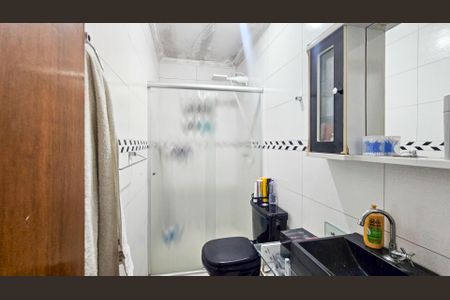 Casa à venda com 120m², 3 quartos e 2 vagas Casa à venda com 120m², 3 quartos e 2 vagasBanheiro Social