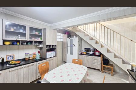 Casa à venda com 120m², 3 quartos e 2 vagas Casa à venda com 120m², 3 quartos e 2 vagasCozinha