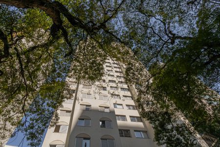 Apartamento para alugar com 90m², 3 quartos e 1 vaga Apartamento para alugar com 90m², 3 quartos e 1 vagaFachada