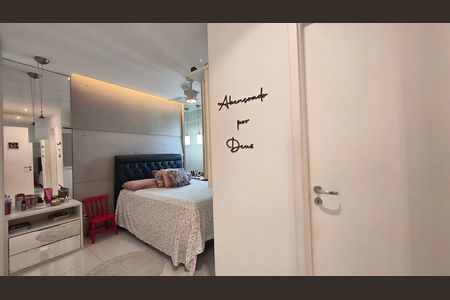 Apartamento para alugar com 4 quartos, 200m² em Recreio dos Bandeirantes, Rio de Janeiro