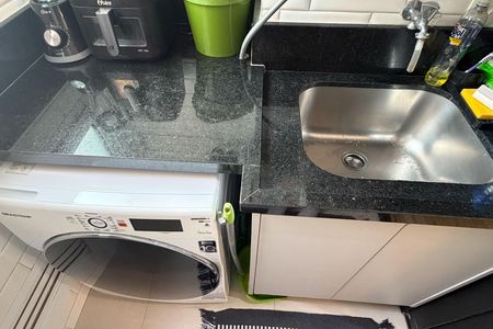 Apartamento para alugar com 88m², 2 quartos e 2 vagas Apartamento para alugar com 88m², 2 quartos e 2 vagasCozinha e Área de Serviço
