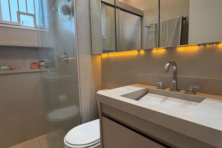 Apartamento para alugar com 88m², 2 quartos e 2 vagas Apartamento para alugar com 88m², 2 quartos e 2 vagasBanheiro da Suíte