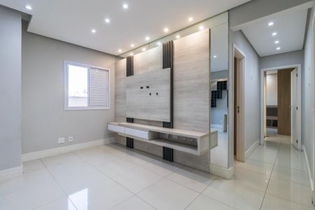 Sala de apartamento para alugar com 1 quarto, 104m² em Jardim Tupanci, Barueri