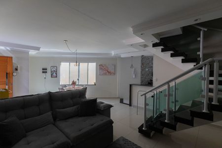 Sala de casa de condomínio à venda com 3 quartos, 150m² em Vila Pedra Branca, São Paulo