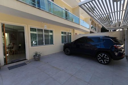 Garagem de casa de condomínio à venda com 3 quartos, 150m² em Vila Pedra Branca, São Paulo